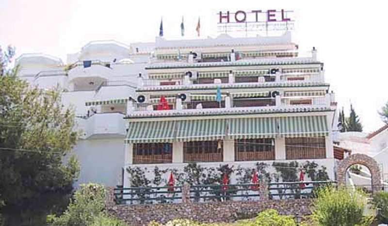Hotel Jose Cruz Nerja Exterior foto